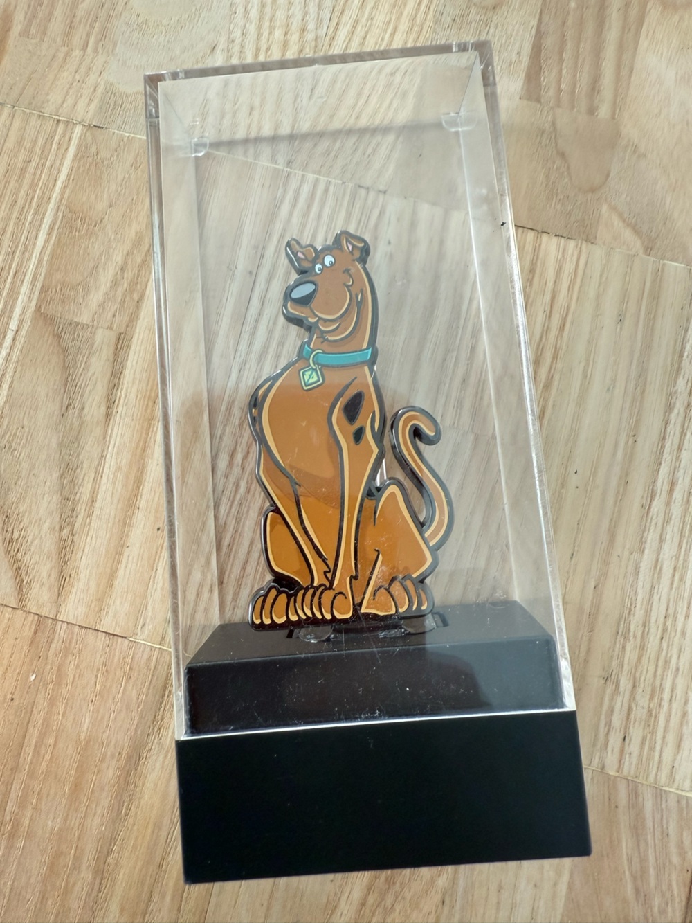 Scooby Do enamel Figpin